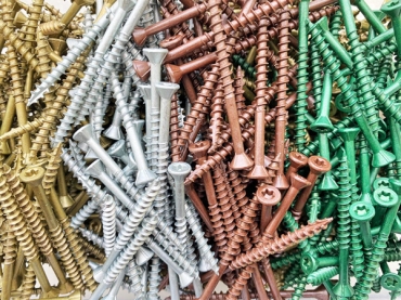 Wood screws with RUSPERT coating.